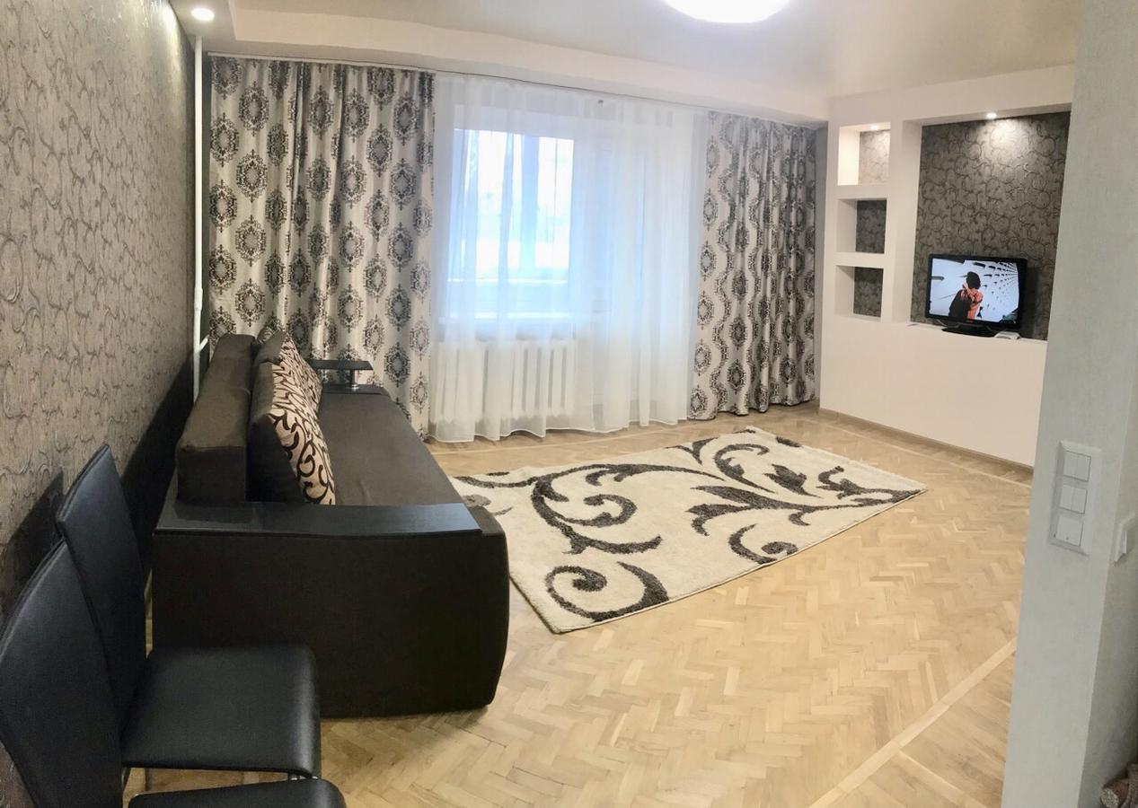 Квартира-студия Apartment Киев Екстериор снимка