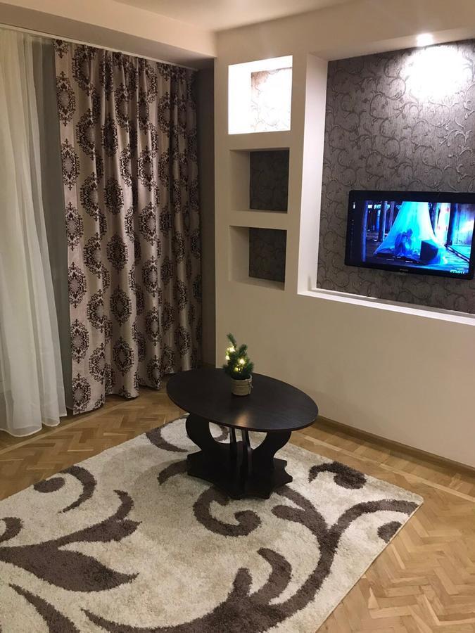 Квартира-студия Apartment Киев Екстериор снимка